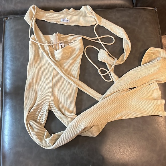 Cher Set BEGINNING BOUTIQUE GOLD - Picture 4 of 5